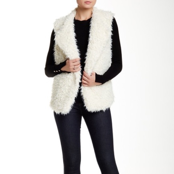 Melrose and Market Jackets & Blazers - Faux Fur Vest by Melrose & Market